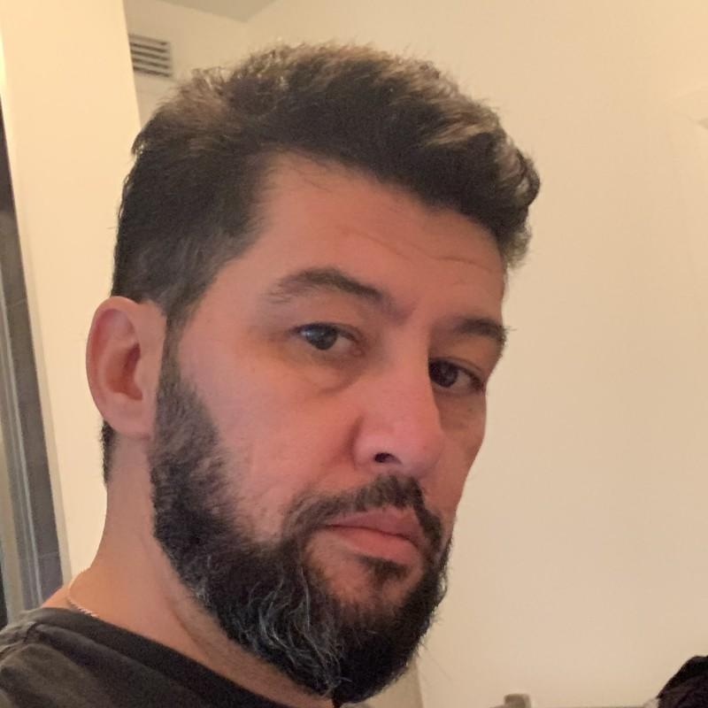 Hicham El Aatmani
